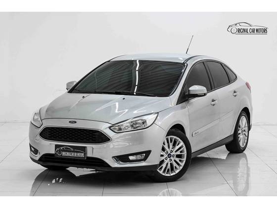 FORD FOCUS 2.0 SE 16V FLEX 4P POWERSHIFT
